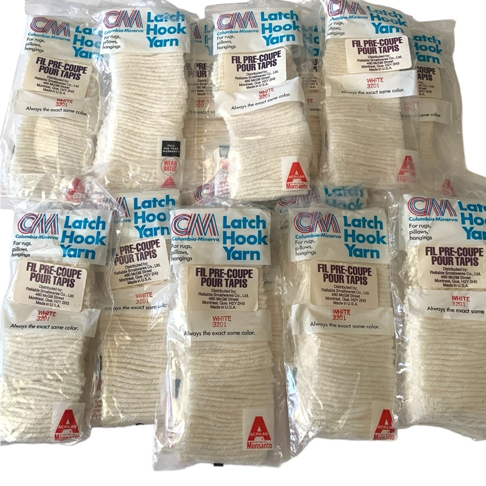 15 NWT Columbia-Minerva Latch Hook Craft Yarn Acrilan White 350 Each